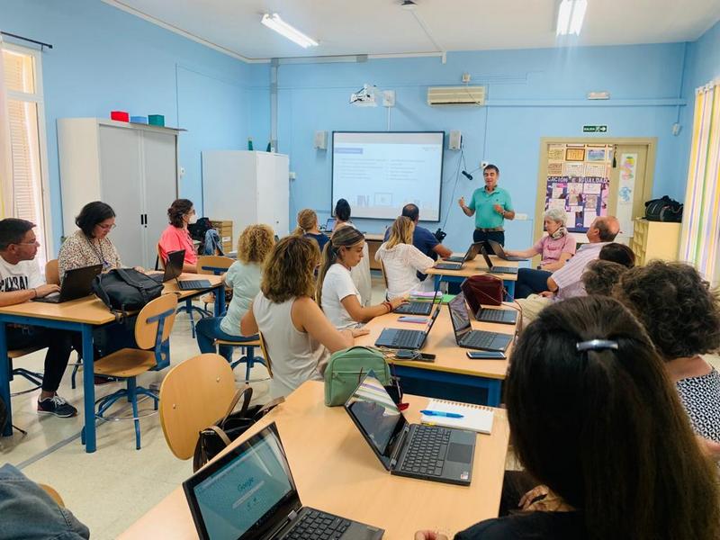 Sesiones de formación de Chromebook para profesores